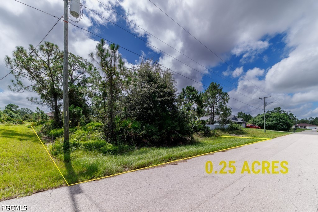 Residential for Sale in Lehigh Acres, photo 10