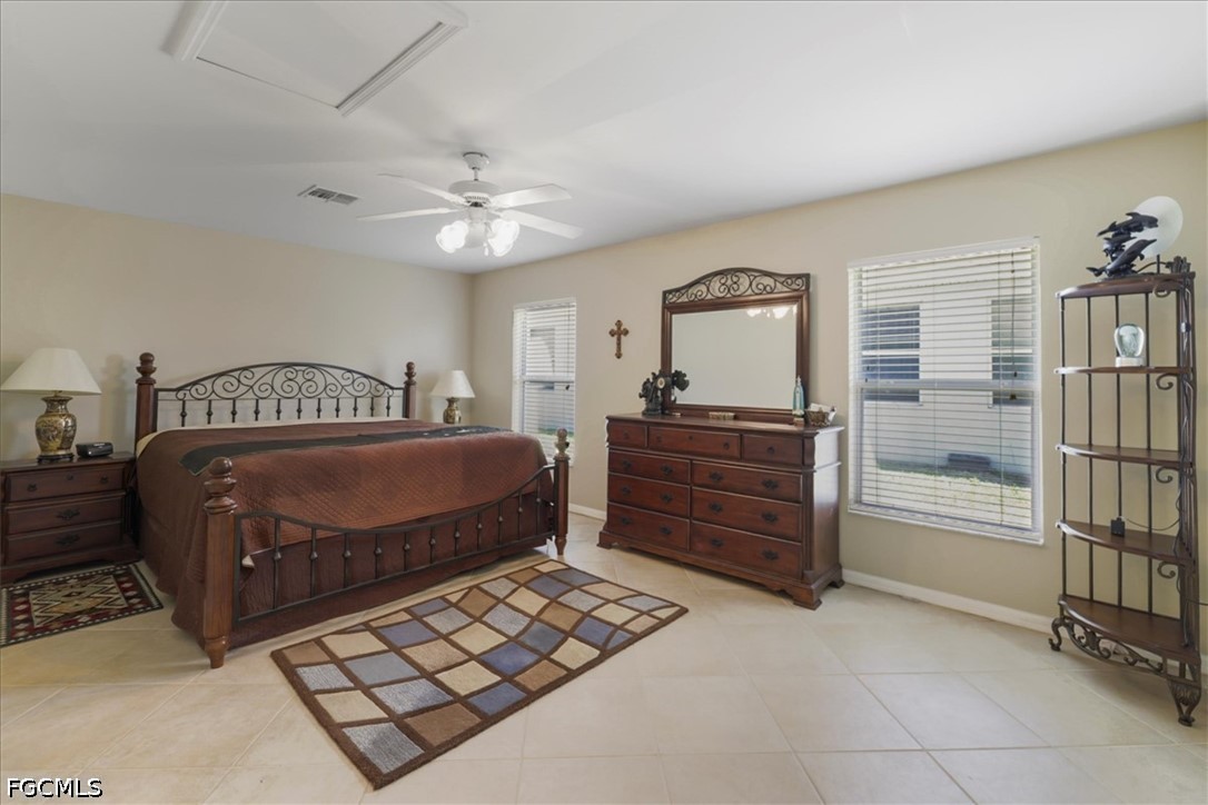 3 Bed SingleFamilyResidence for Sale in Town Lakes, photo 10