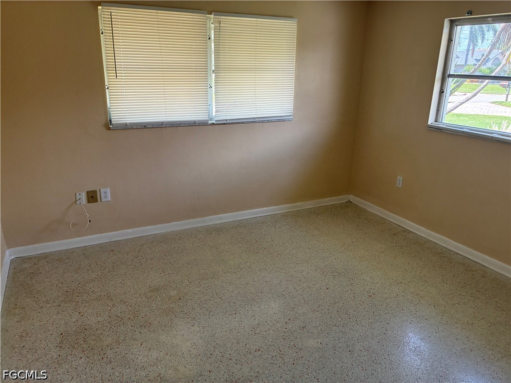 2 Bed Waterfront Home for Sale in Cape Coral, photo 10