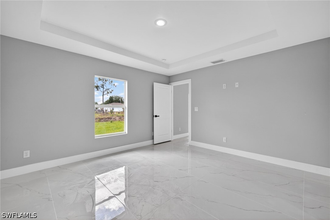 4 Bed Waterfront Home for Sale in Lehigh Acres, photo 10