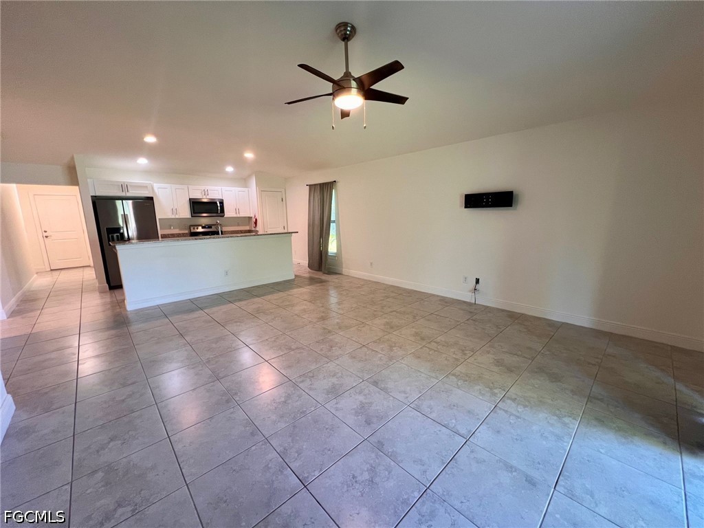 3 Bed Duplex for Sale in Cape Coral, photo 10