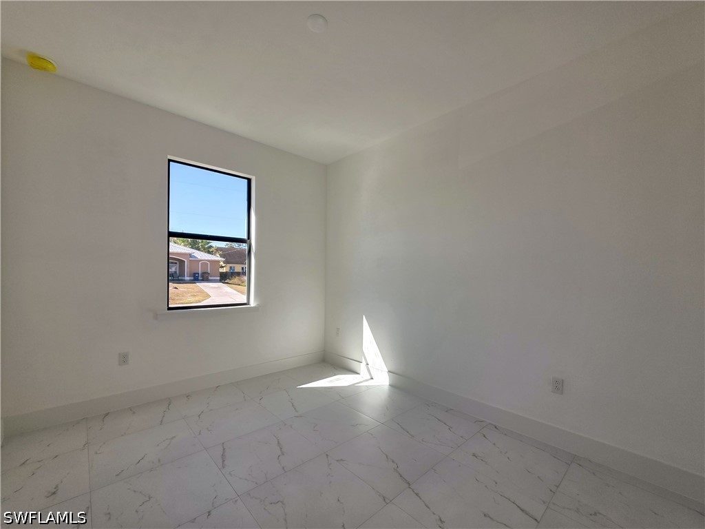 3 Bed Duplex for Sale in Lehigh Acres, photo 10