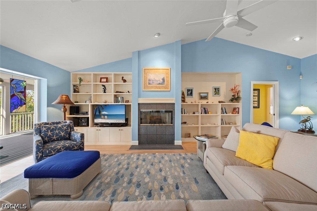 3 Bed Pool Home for Sale in Sanibel Bayous, photo 10