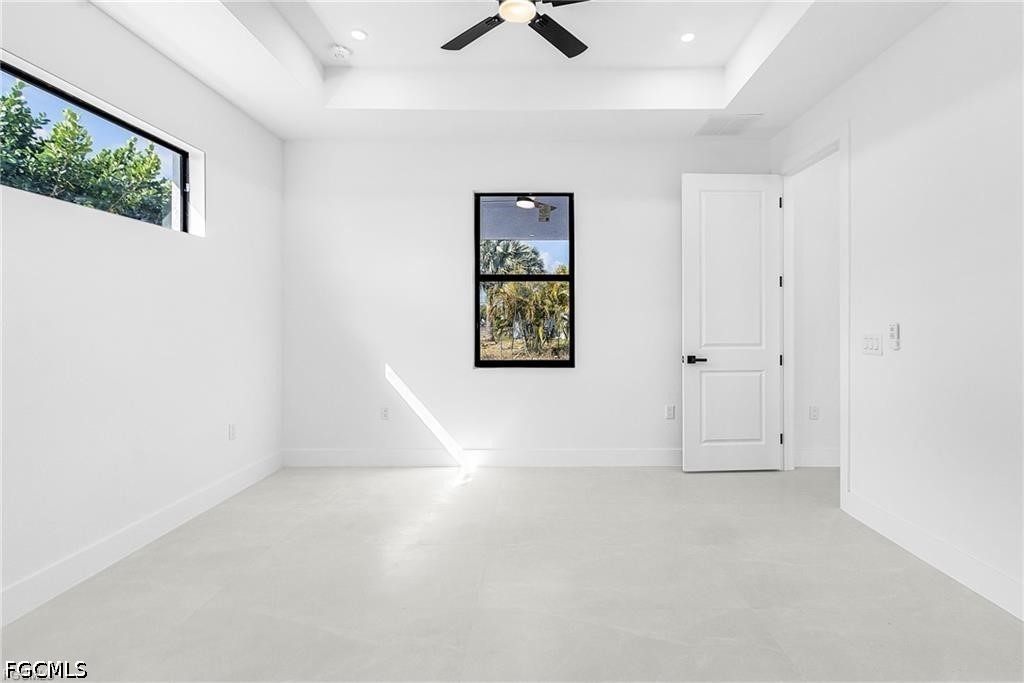 4 Bed SingleFamilyResidence for Sale in Cape Coral, photo 10