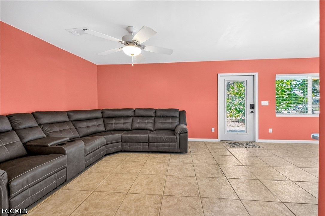 2 Bed Waterfront Home for Sale in Port Charlotte, photo 10