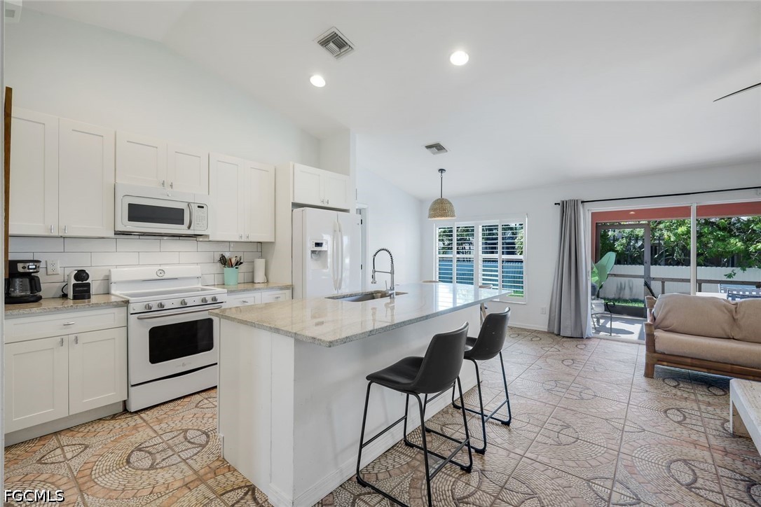 3 Bed SingleFamilyResidence for Sale in Cape Coral, photo 10