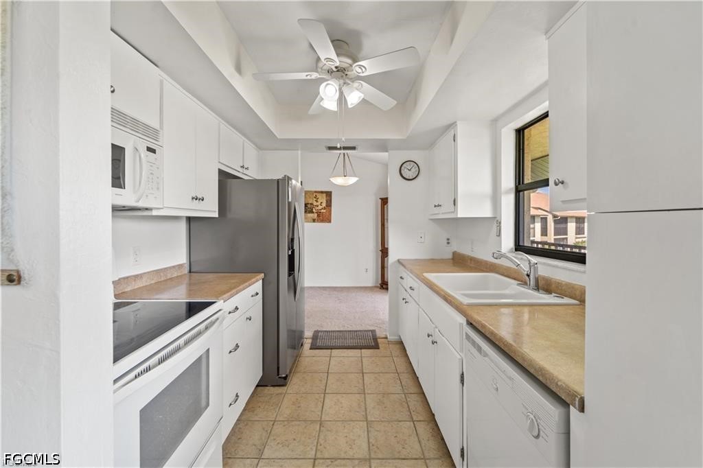 2 Bed Waterfront Home for Sale in Fort Myers, photo 10