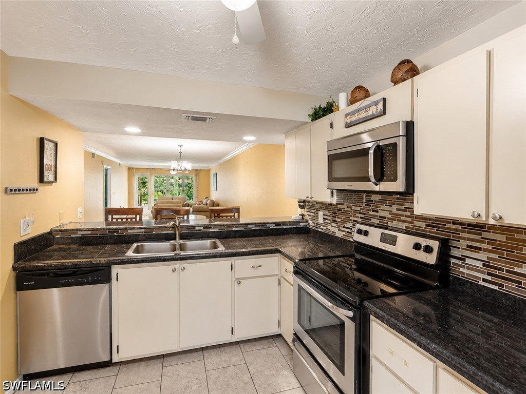 2 Bed Condominium for Sale in Winterpark, photo 10