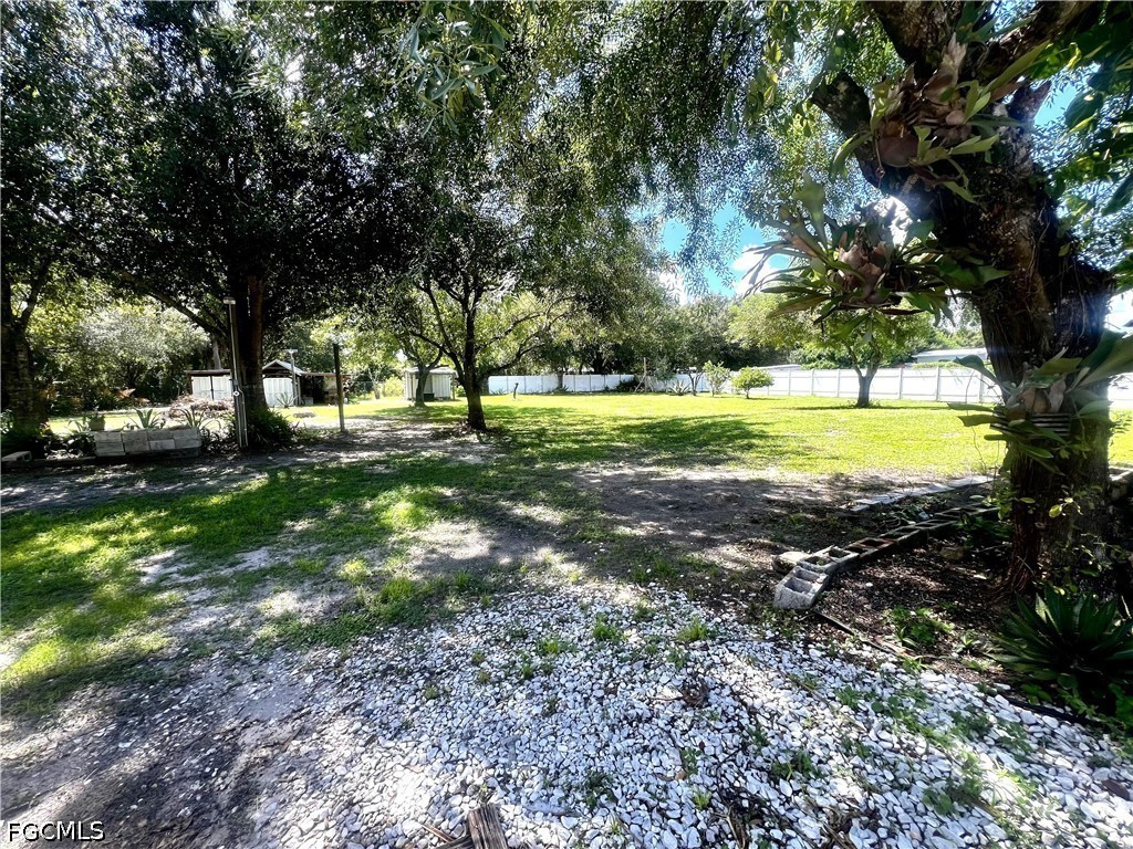 3 Bed ManufacturedHome for Sale in Labelle, photo 10