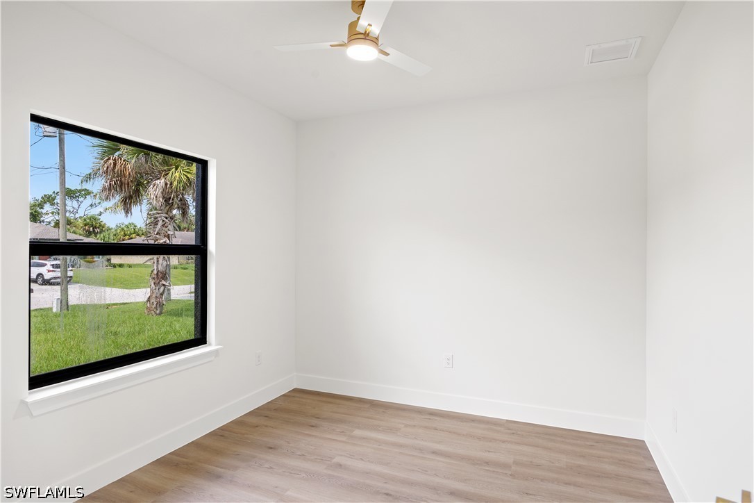 3 Bed SingleFamilyResidence for Sale in North Port, photo 10