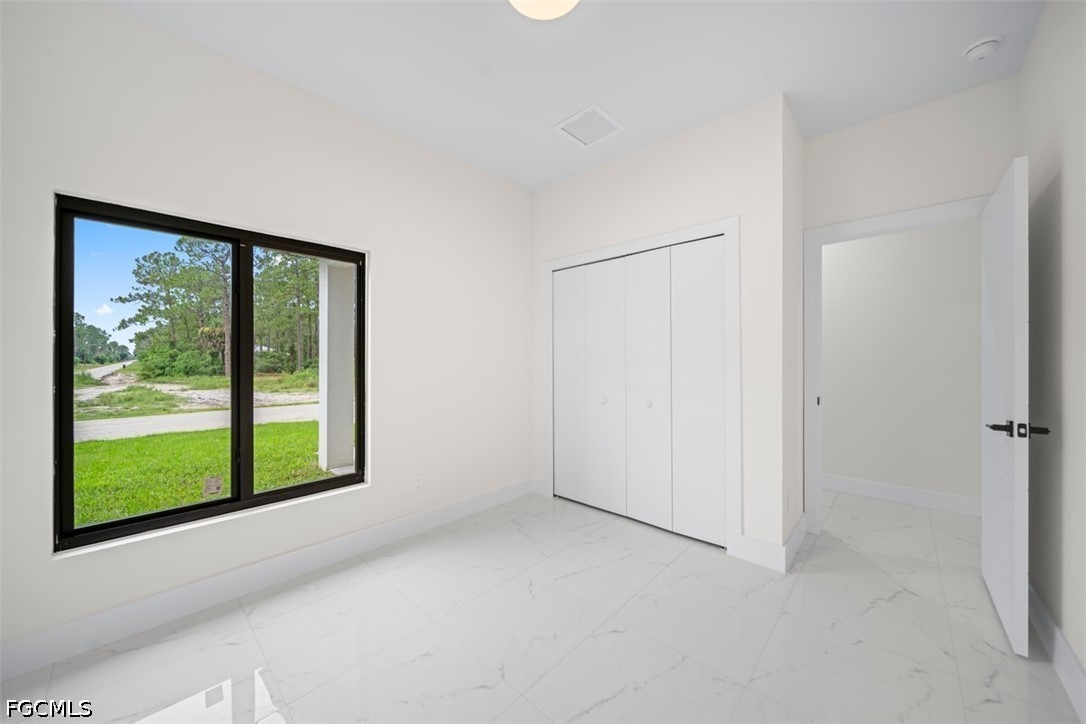 6 Bed Duplex for Sale in Lehigh Acres, photo 10