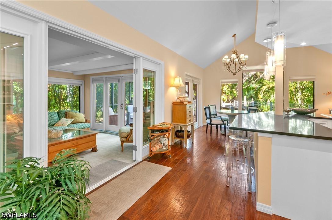 2 Bed Detached for Sale in Naples, photo 10