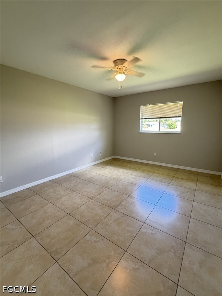 2 Bed Duplex for Sale in Cape Coral, photo 10