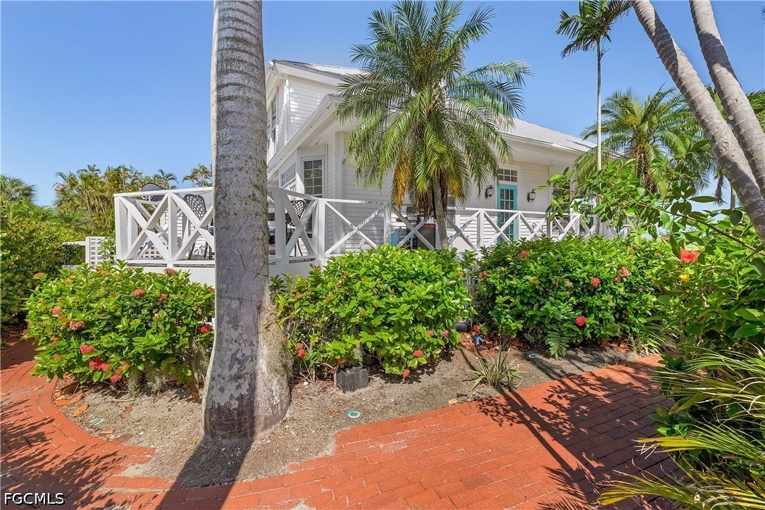 3 Bed Attached for Sale in Useppa Island, photo 10