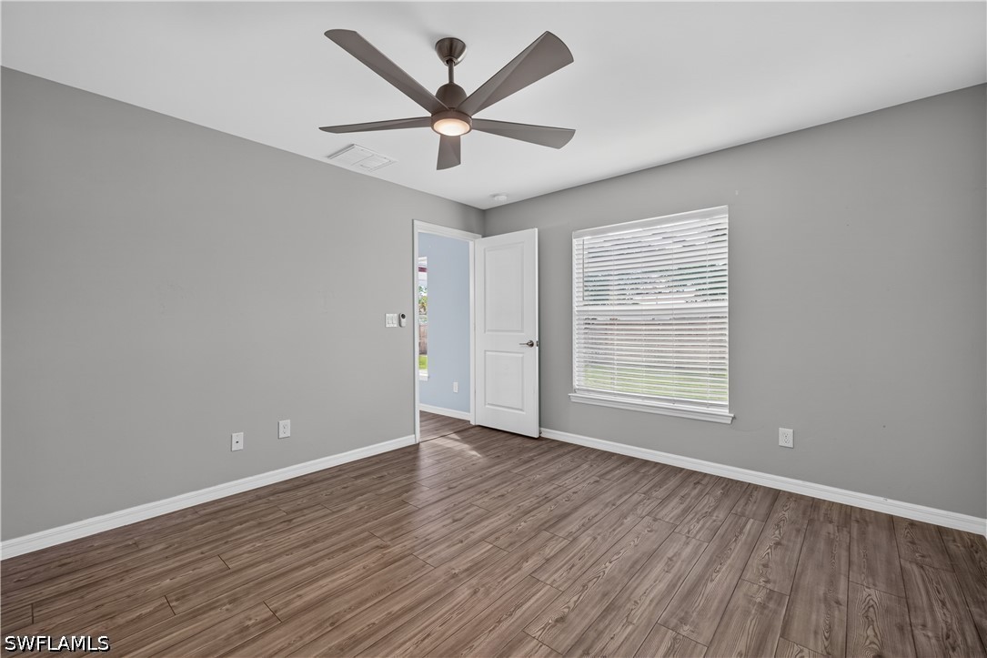 4 Bed SingleFamilyResidence for Sale in Cape Coral, photo 10