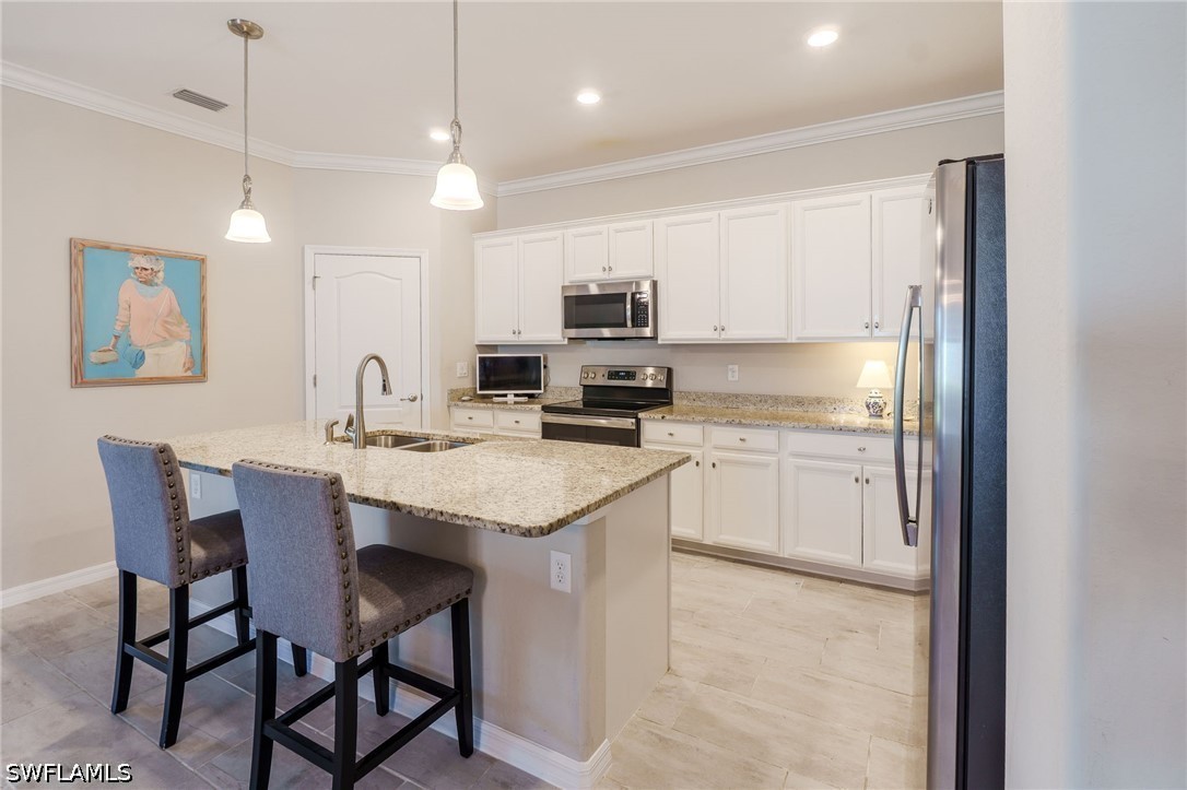 3 Bed SingleFamilyResidence for Sale in Estero, photo 10