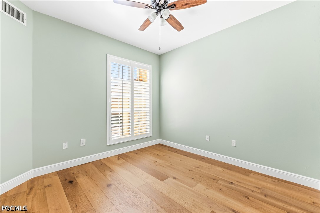 2 Bed Condominium for Sale in North Fort Myers, photo 10