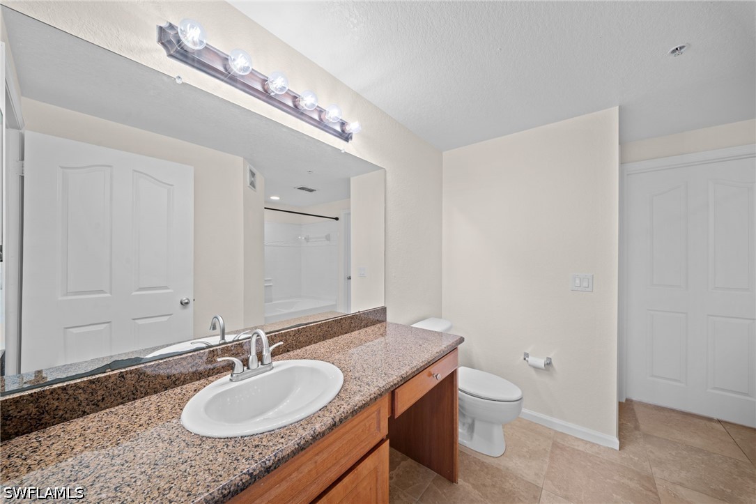 2 Bed Waterfront Home for Sale in Naples, photo 10