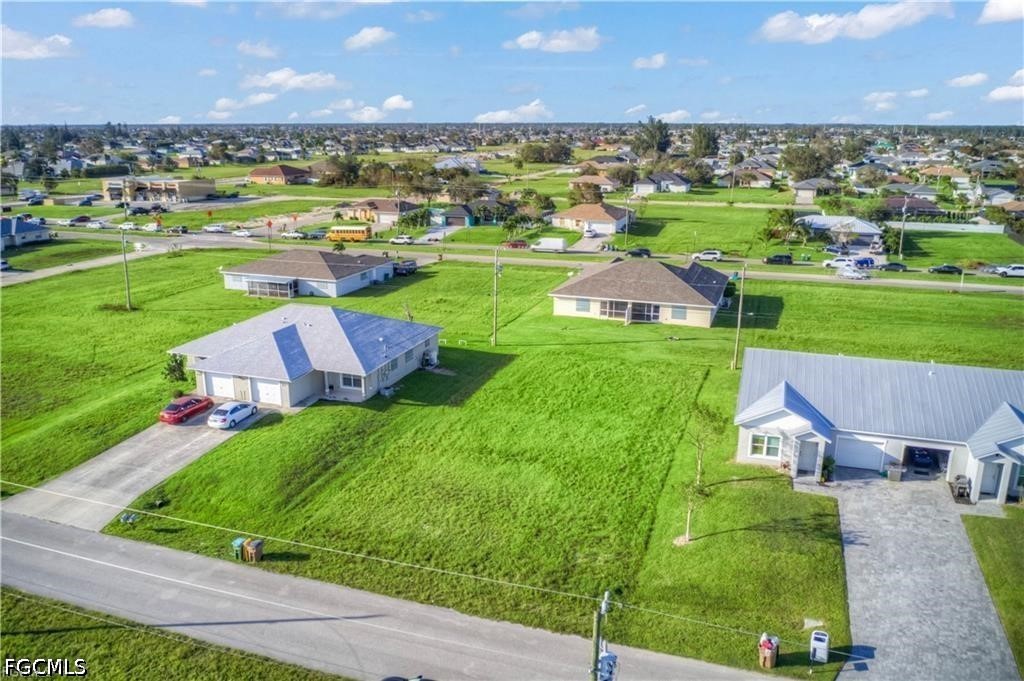 Residential for Sale in Cape Coral, photo 10