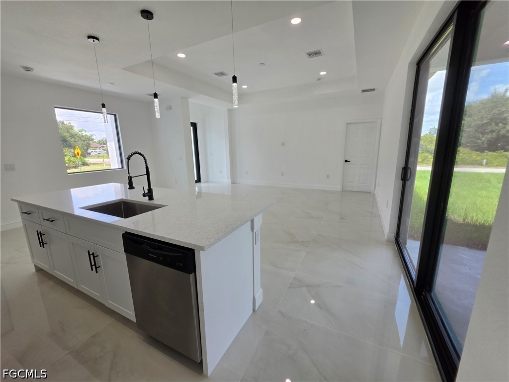 3 Bed SingleFamilyResidence for Sale in Lehigh Acres, photo 10