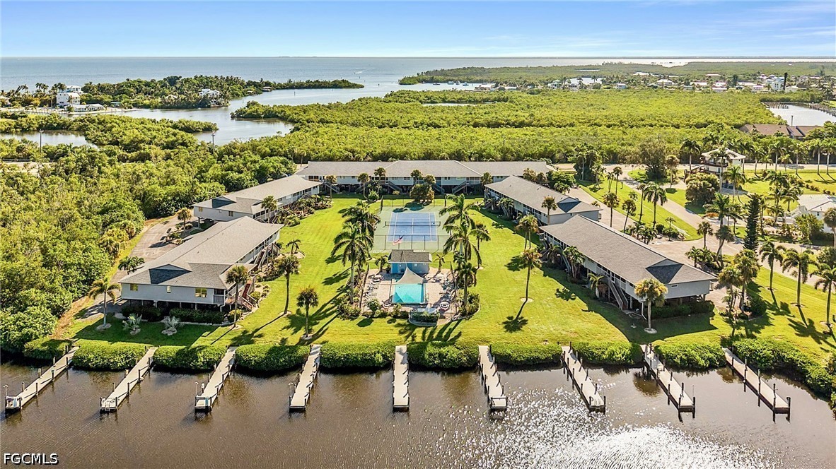 2 Bed Waterfront Home for Sale in Bokeelia, photo 10