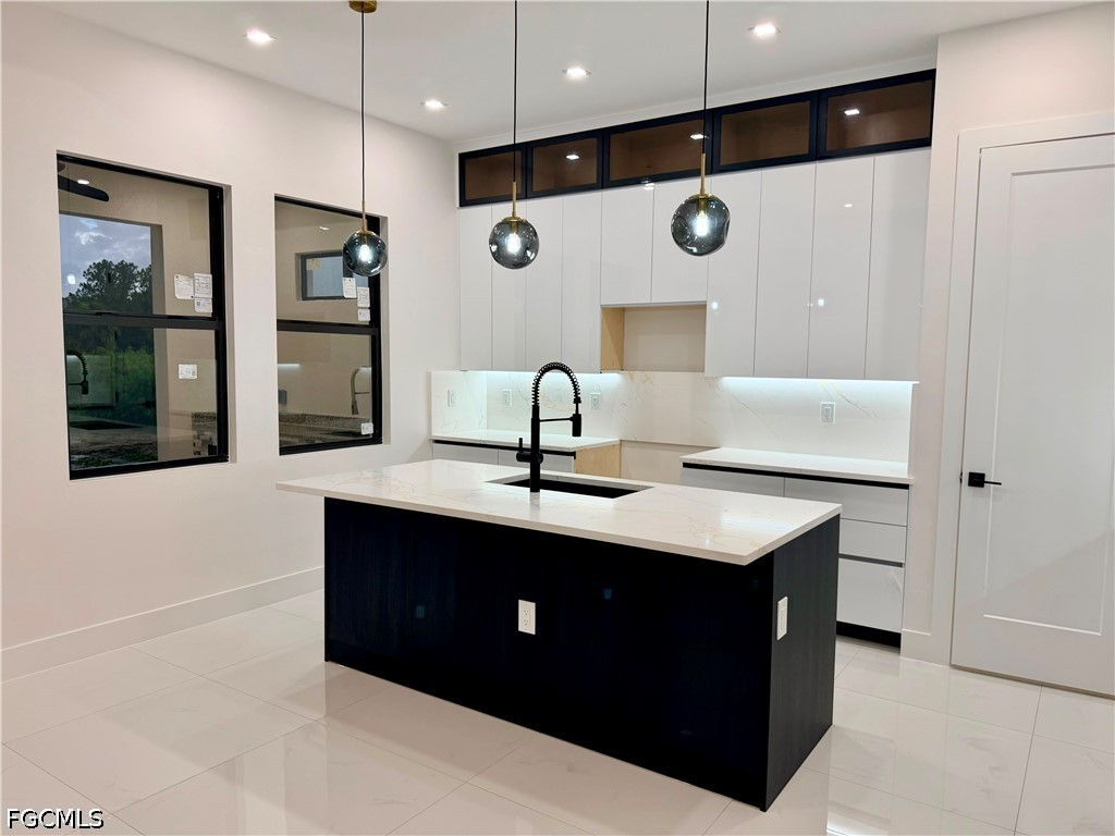 3 Bed SingleFamilyResidence for Sale in Lehigh Estates, photo 10