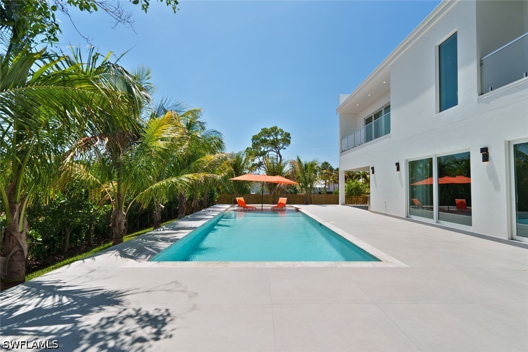 5 Bed Pool Home for Sale in Marco Beach, photo 10