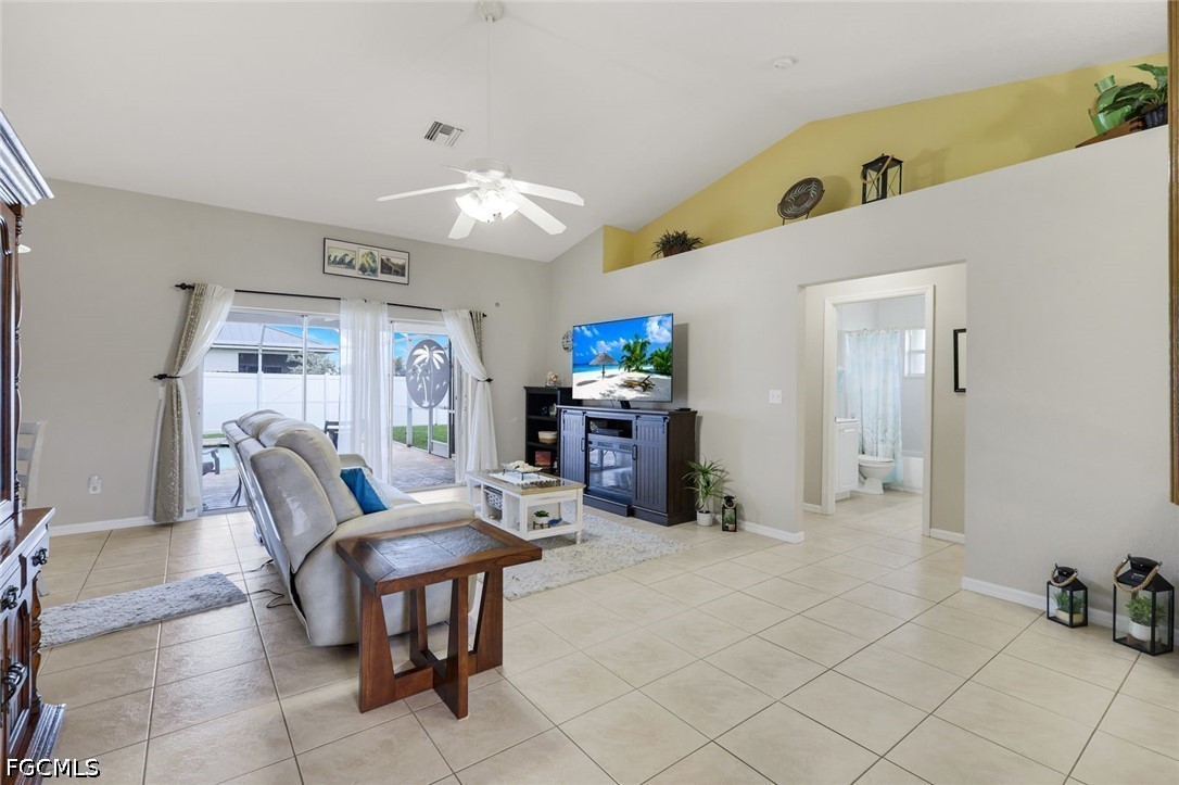 3 Bed Pool Home for Sale in Cape Coral, photo 10