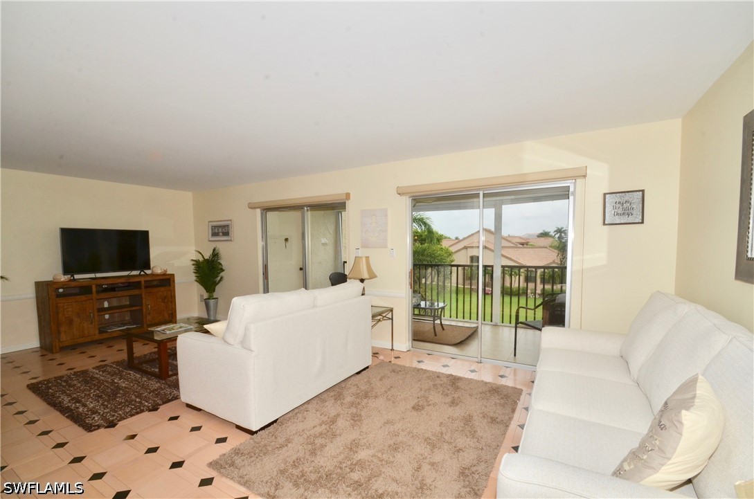 1 Bed Condominium for Sale in Venetian Bayview, photo 10