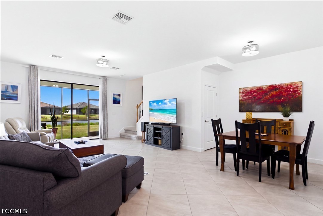 3 Bed Waterfront Home for Sale in Timber Creek, photo 10