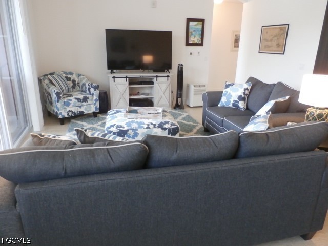 3 Bed Condominium for Sale in Royal Pointe, photo 10