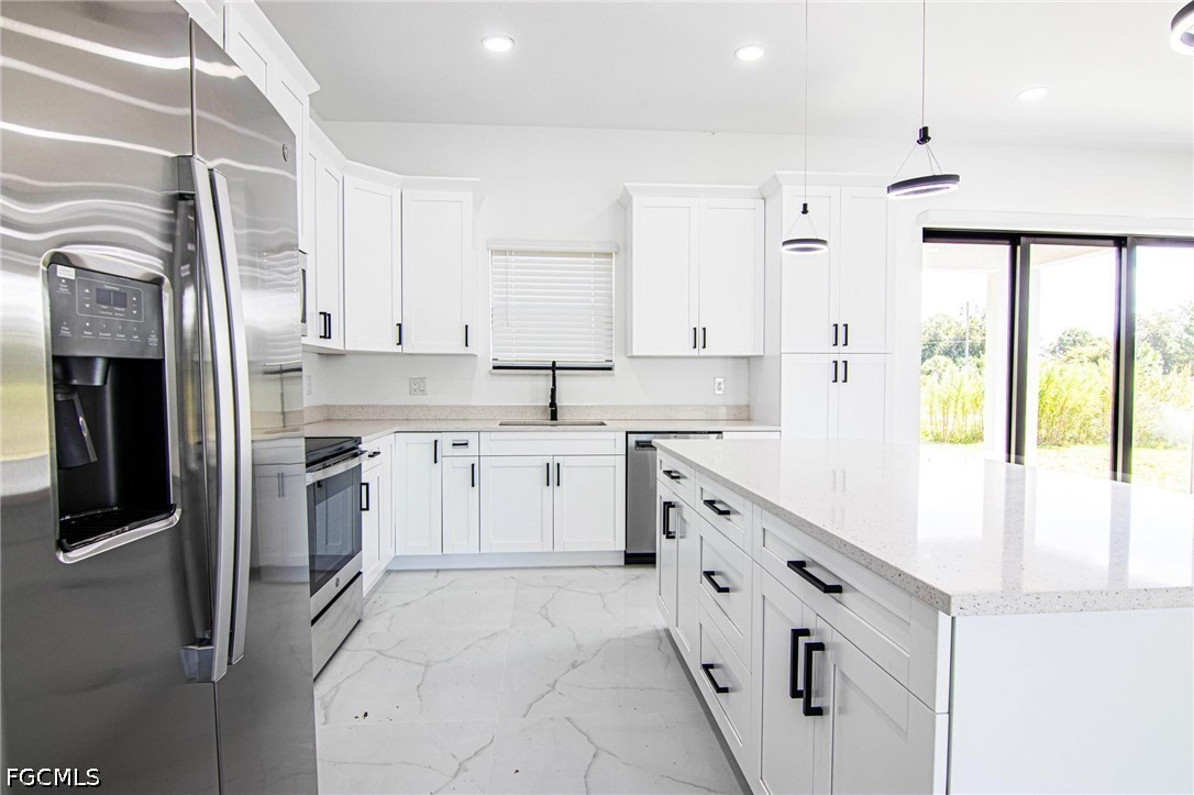 4 Bed SingleFamilyResidence for Sale in Lehigh Acres, photo 10