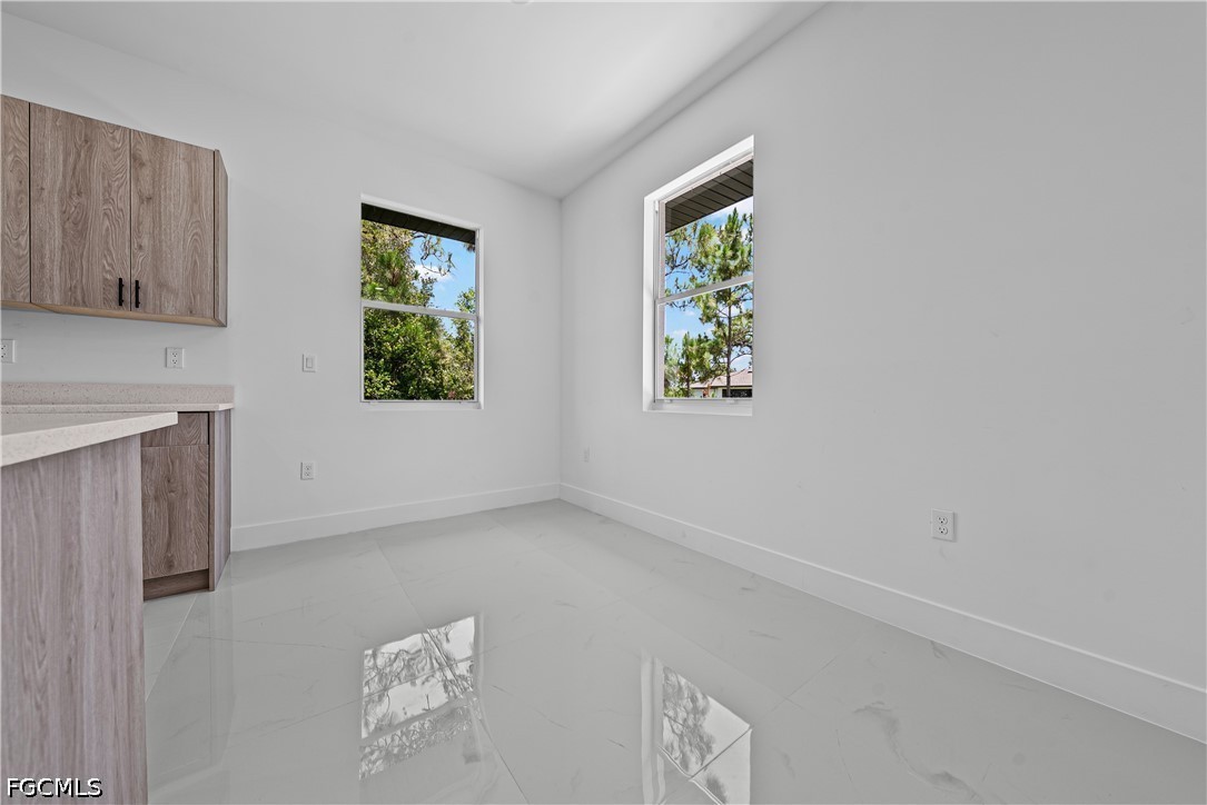 3 Bed SingleFamilyResidence for Sale in Lehigh Acres, photo 10