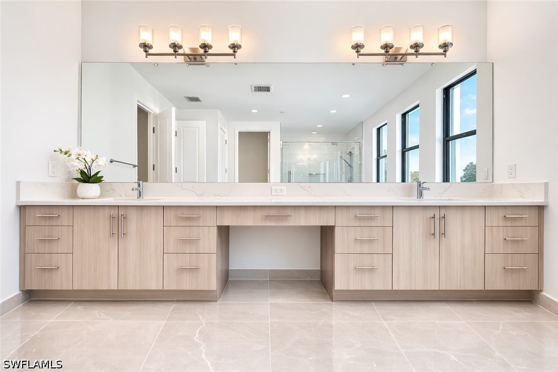 5 Bed Waterfront Home for Sale in Estero, photo 10