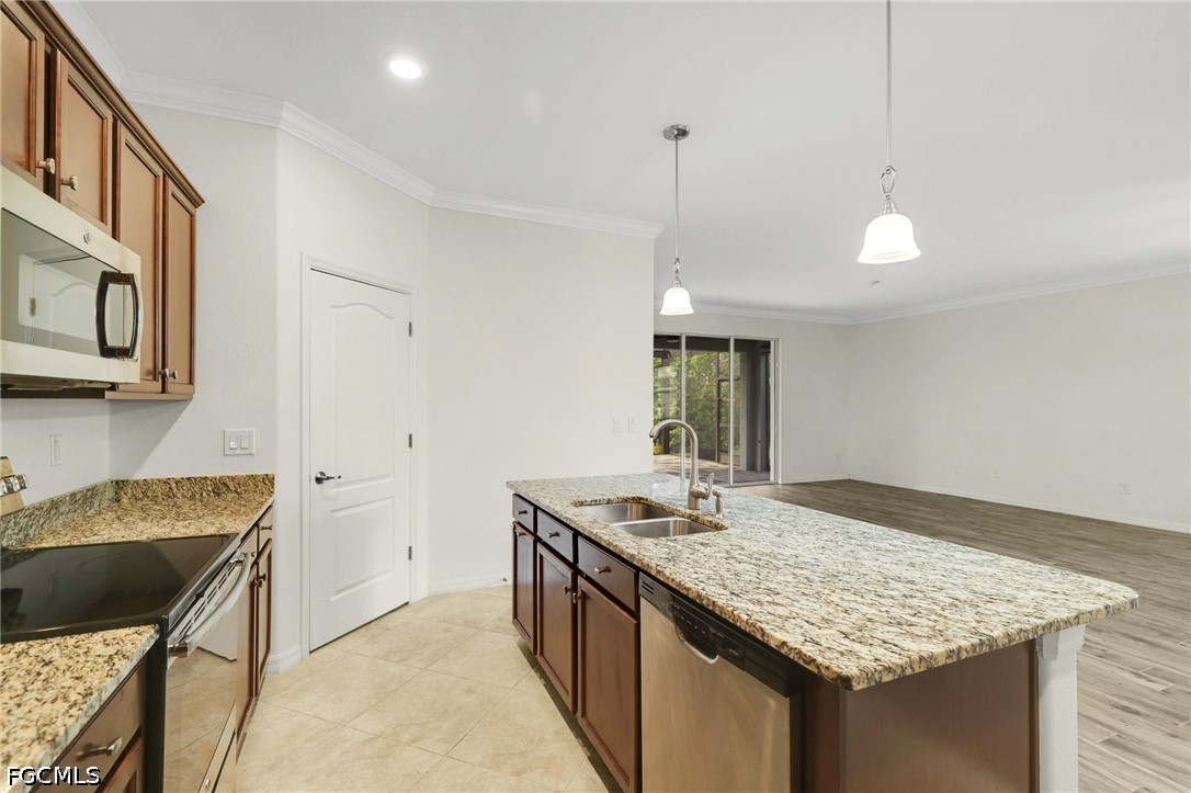 3 Bed Pool Home for Sale in Mirada, photo 10
