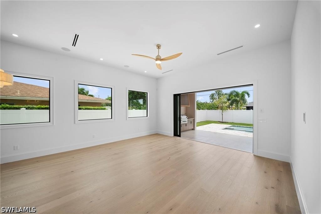 4 Bed Pool Home for Sale in Naples Park, photo 10