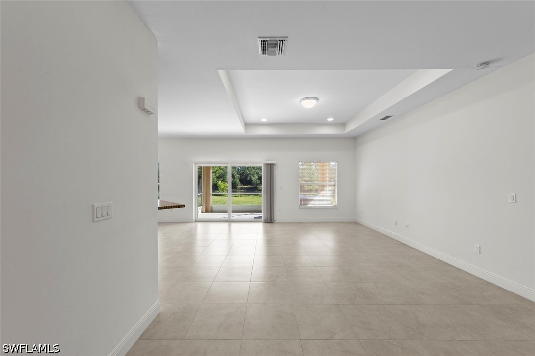 3 Bed Waterfront Home for Sale in Naples, photo 10
