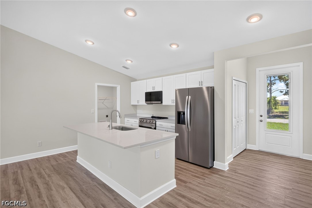 4 Bed SingleFamilyResidence for Sale in Cape Coral, photo 10
