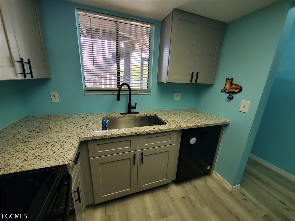2 Bed Condominium for Sale in North Fort Myers, photo 10