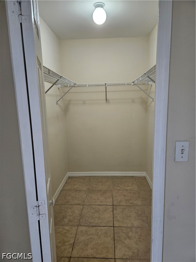 3 Bed SingleFamilyResidence for Sale in Lehigh Acres, photo 10