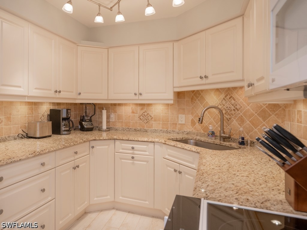 2 Bed Waterfront Home for Sale in Surfsedge, photo 10