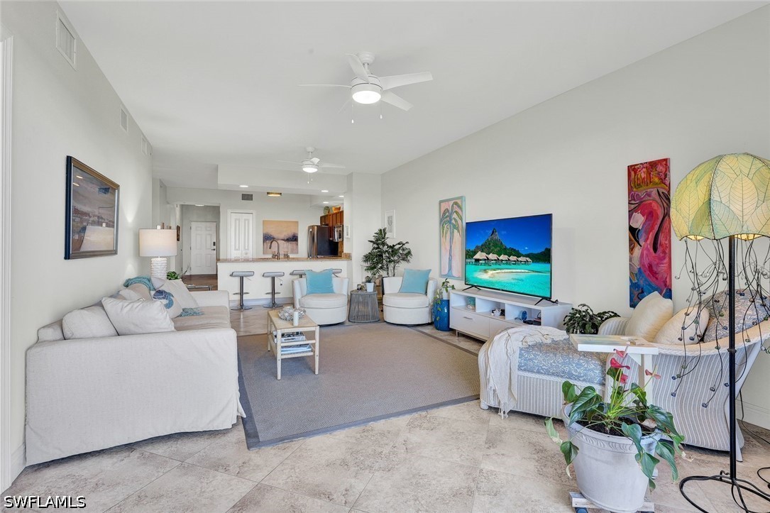 3 Bed Waterfront Home for Sale in The Carlysle, photo 10