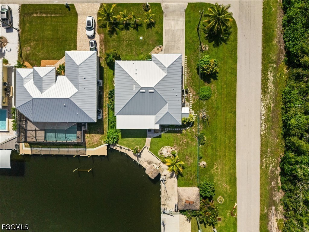 3 Bed Waterfront Home for Sale in St James City, photo 10