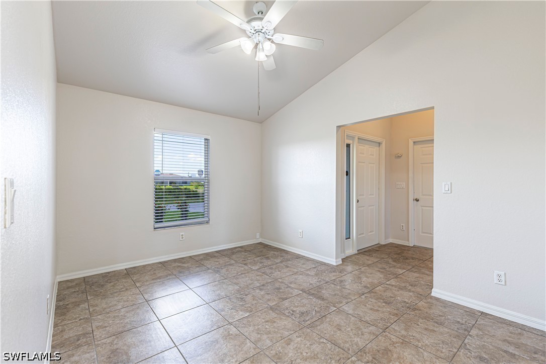 3 Bed SingleFamilyResidence for Sale in Lehigh Acres, photo 10