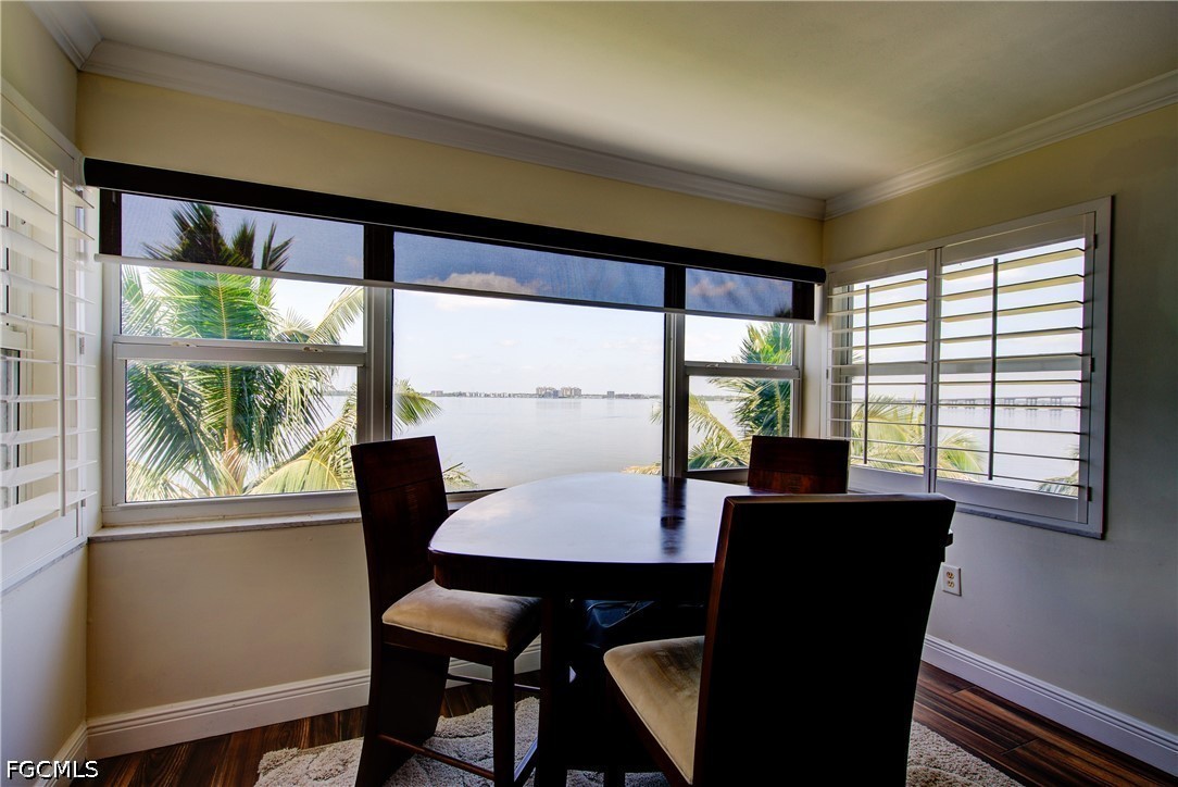 1 Bed Waterfront Home for Sale in Fort Myers, photo 10
