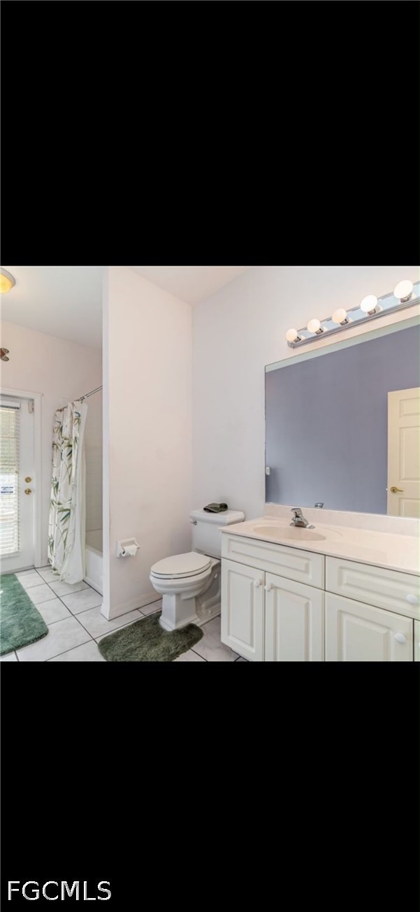 3 Bed SingleFamilyResidence for Sale in Fort Myers, photo 10