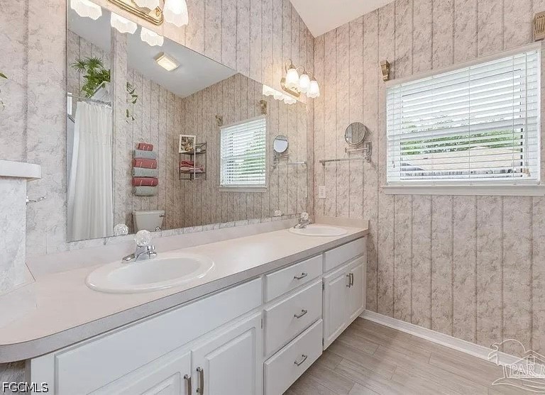 3 Bed SingleFamilyResidence for Sale in Pensacola, photo 10
