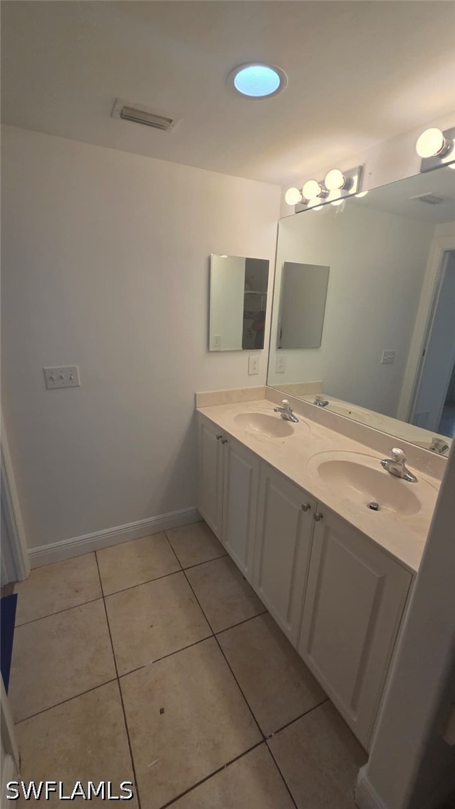 2 Bed Condominium for Sale in Fort Myers, photo 10