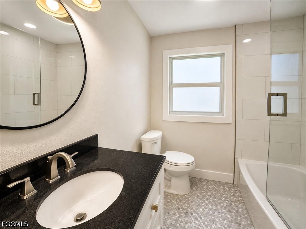 4 Bed Pool Home for Sale in Cape Coral, photo 10