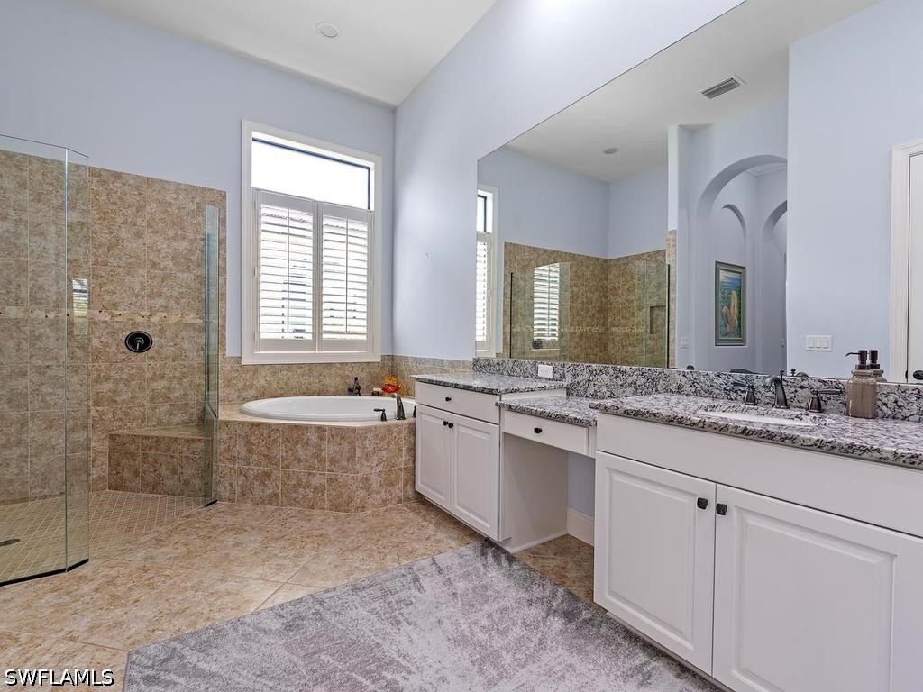 3 Bed Pool Home for Sale in Vercelli, photo 10